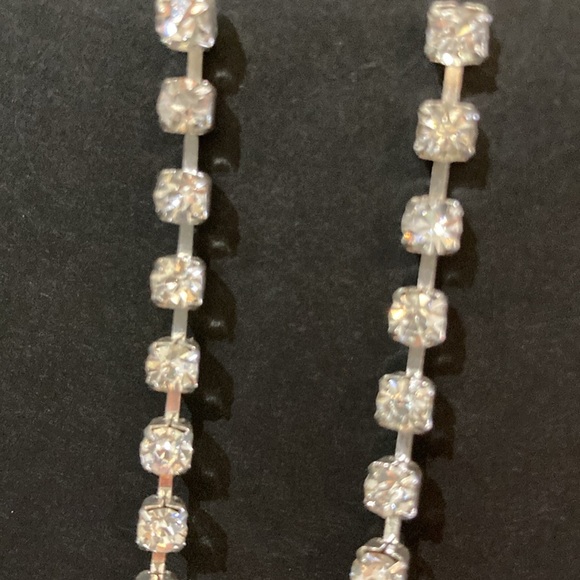 Avon Jewelry, Silvertone/Rhinestone Strand & Faux Pearl Ball Drop Earrings E-2 - Picture 5 of 8